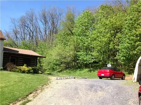 642 S Summit Rd, Bath, PA 18014 photo 9
