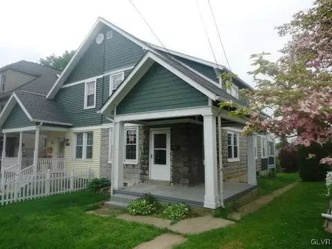 116 Chestnut St, Hellertown, PA 18055 photo 1