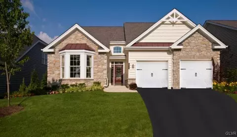 1059 Declaration Dr, Bethlehem, PA 18017 photo 4