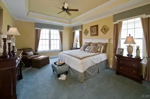1059 Declaration Dr, Bethlehem, PA 18017 photo 13