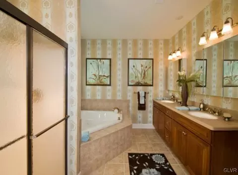 1059 Declaration Dr, Bethlehem, PA 18017 photo 12