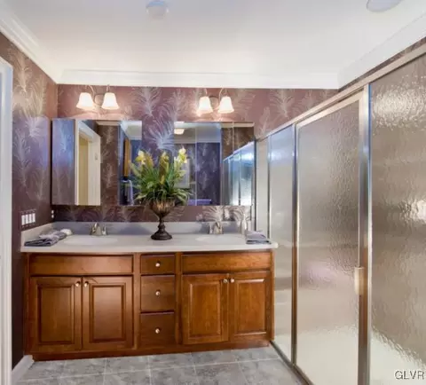 1007 Declaration Dr, Bethlehem, PA 18017 photo 11