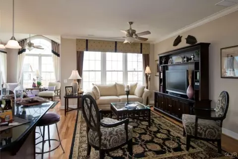 1007 Declaration Dr, Bethlehem, PA 18017 photo 7