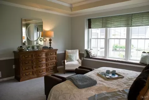 1071 Declaration Dr, Bethlehem, PA 18017 photo 9