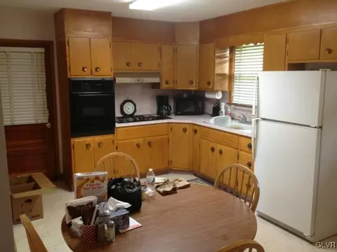 2425 Old Post Rd, Coplay, PA 18037 photo 8
