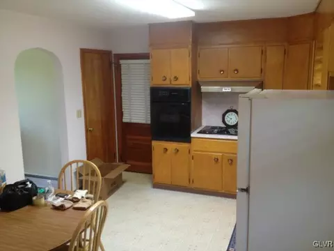 2425 Old Post Rd, Coplay, PA 18037 photo 10