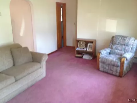 2425 Old Post Rd, Coplay, PA 18037 photo 4
