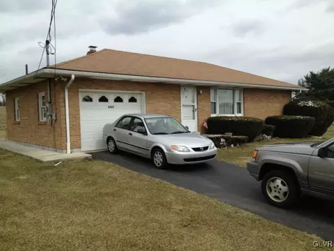 2425 Old Post Rd, Coplay, PA 18037 photo 2