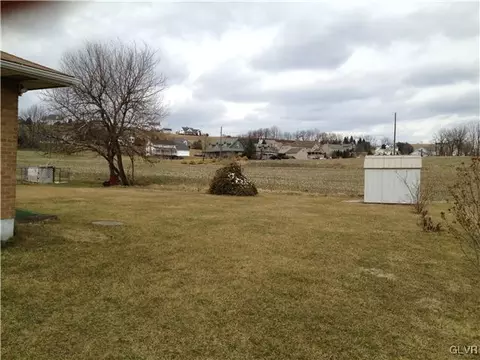 2425 Old Post Rd, Coplay, PA 18037 photo 20