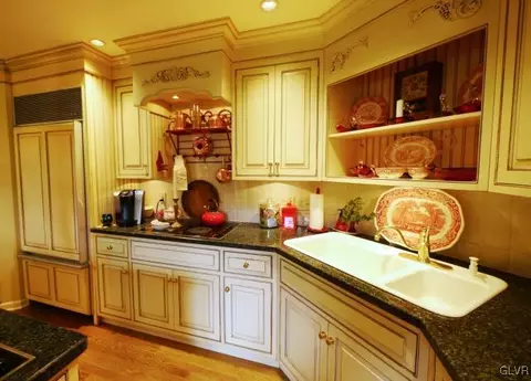 1037 Stone Stack Dr, Bethlehem, PA 18015 photo 9