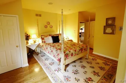 1037 Stone Stack Dr, Bethlehem, PA 18015 photo 18