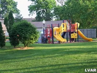107 Commonwealth Dr, Bethlehem, PA 18020 photo 19