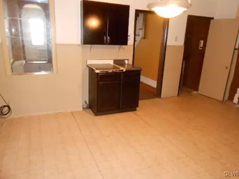 720 E 5th St, Bethlehem, PA 18015 photo 6