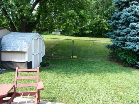 1427 Robert St, Fullerton, PA 18052 photo 22