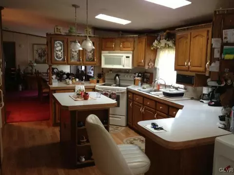 3123 E Walker Rd, Bath, PA 18014 photo 14