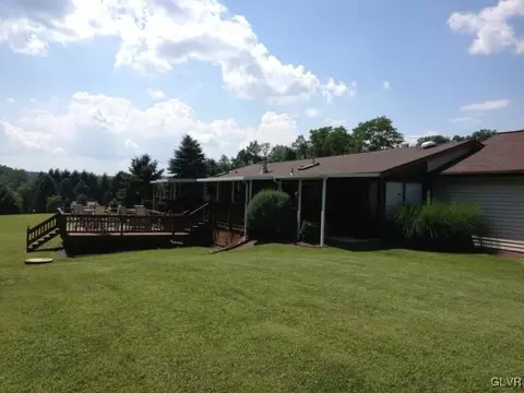 3123 E Walker Rd, Bath, PA 18014 photo 8