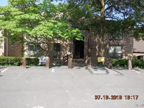 13 Fairway Rd, Reading, PA 19607 photo 1