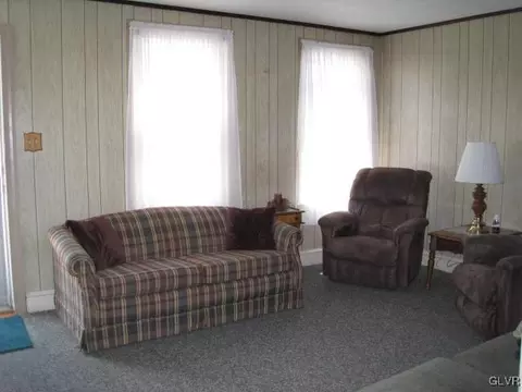 125 E Garrison St, Bethlehem, PA 18018 photo 4