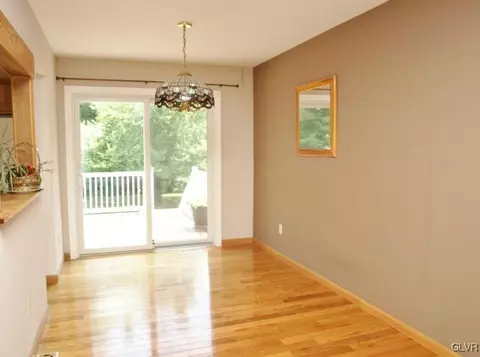 2147 Pinehurst Rd, Bethlehem, PA 18018 photo 5