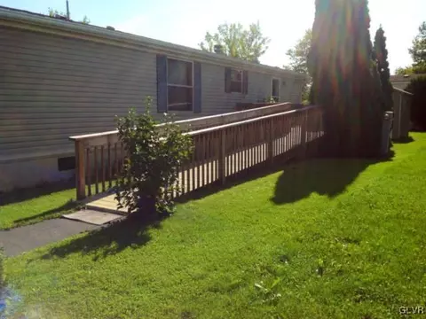 274 Silverwind Ct, Bath, PA 18014 photo 18
