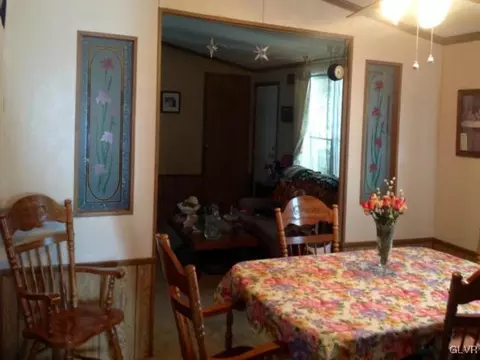 274 Silverwind Ct, Bath, PA 18014 photo 10
