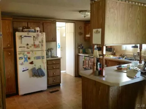274 Silverwind Ct, Bath, PA 18014 photo 7