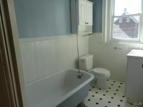 222 E Wall St, Bethlehem, PA 18018 photo 10