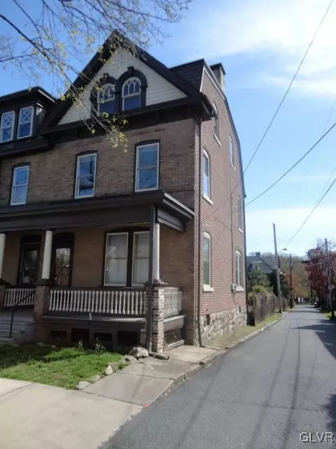 222 E Wall St, Bethlehem, PA 18018 photo 1