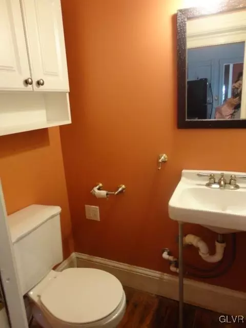 222 E Wall St, Bethlehem, PA 18018 photo 8