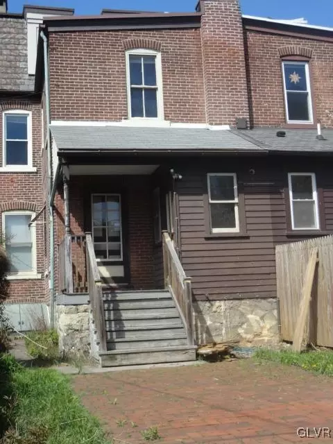 222 E Wall St, Bethlehem, PA 18018 photo 3
