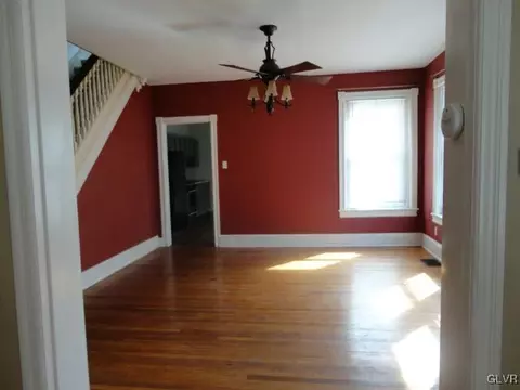 222 E Wall St, Bethlehem, PA 18018 photo 5