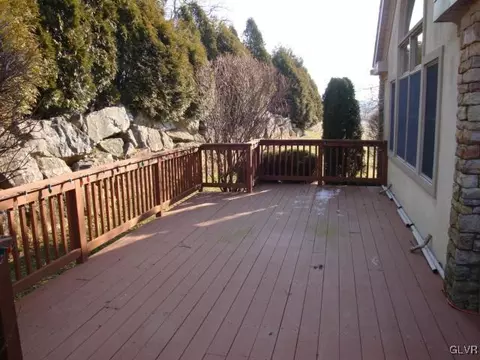 1019 Stone Stack Dr, Bethlehem, PA 18015 photo 8