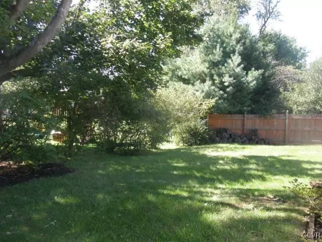  918 Turner St, Emmaus, PA 18049 photo 24