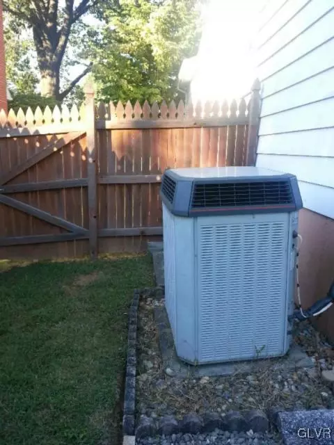  918 Turner St, Emmaus, PA 18049 photo 10