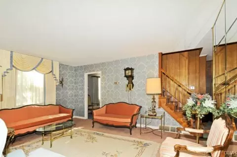 456 Maple Rd, Hellertown, PA 18055 photo 4