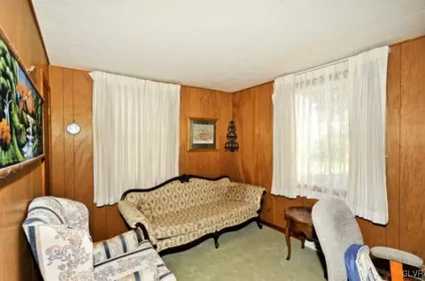 456 Maple Rd, Hellertown, PA 18055 photo 7