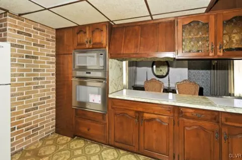 456 Maple Rd, Hellertown, PA 18055 photo 16