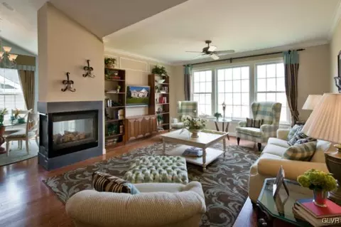 1018 Resolution Dr, Bethlehem, PA 18017 photo 7