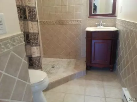 3944 Devonshire Rd, Bethlehem, PA 18020 photo 13