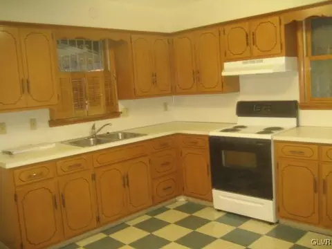 2009 Easton Ave, Bethlehem, PA 18017 photo 7