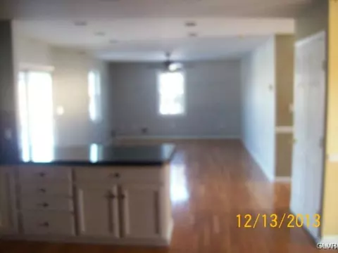 3945 Devonshire Rd, Bethlehem, PA 18020 photo 5