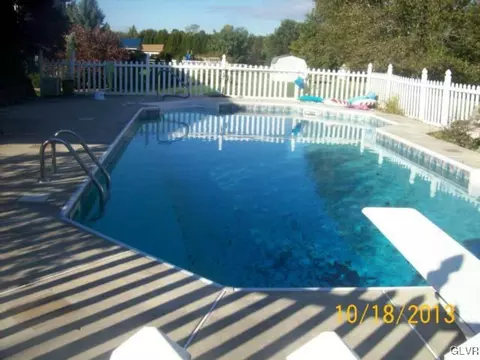 3945 Devonshire Rd, Bethlehem, PA 18020 photo 11