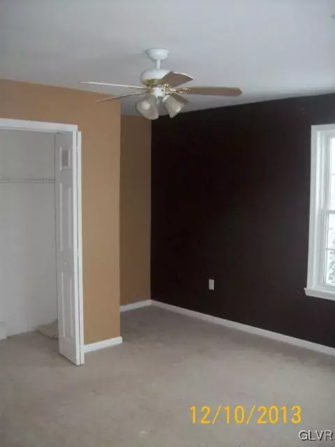 3945 Devonshire Rd, Bethlehem, PA 18020 photo 9