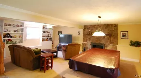 2406 Ivan St, Bethlehem, PA 18020 photo 11