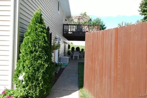 2406 Ivan St, Bethlehem, PA 18020 photo 14