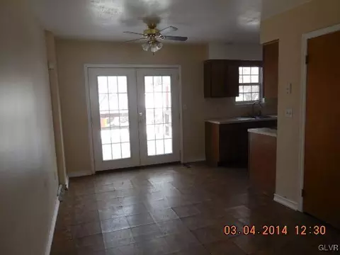505 Old Forge Dr, Bath, PA 18014 photo 3