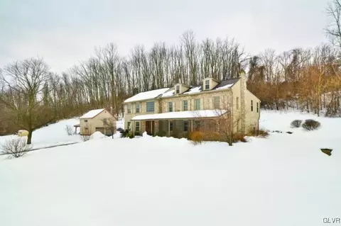 199 Gelsinger Rd, Sinking Spring, PA 19608 photo 3
