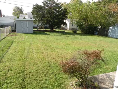 3051 Cornwall Rd, Bethlehem, PA 18017 photo 10