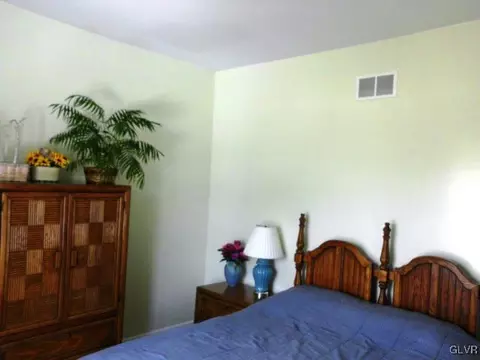 376 Apple Dr, Bath, PA 18014 photo 19