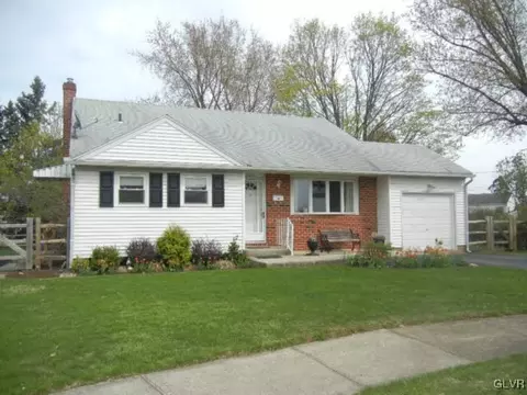 2005 Echo Cir, Bethlehem, PA 18018 photo 1
